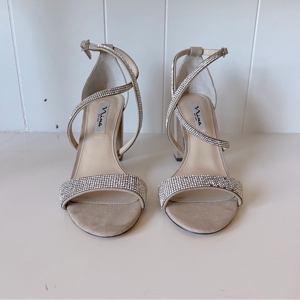 Nina Henesi Size 8.5 Strappy Heels